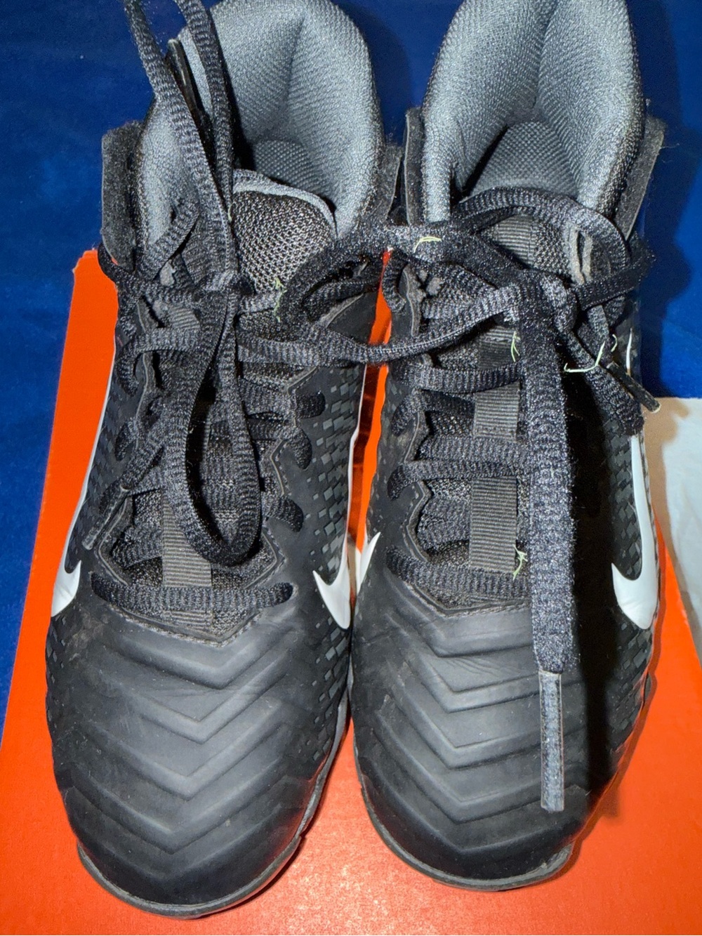 Nike Alpha Menace 2 Shark Football Cleats, Size 4Y